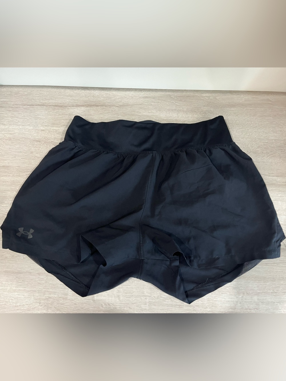 Under Armour Black Athletic Shorts SpeedPocket Running Workout Size M - Picture 2 of 5